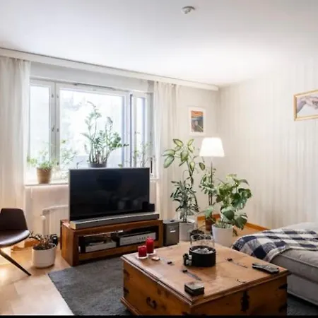 Private Room With Balcony In Shared Design Apartment 8 Minutes Away From Me Center Exactly In Front Of Metro Station Up Apartment *