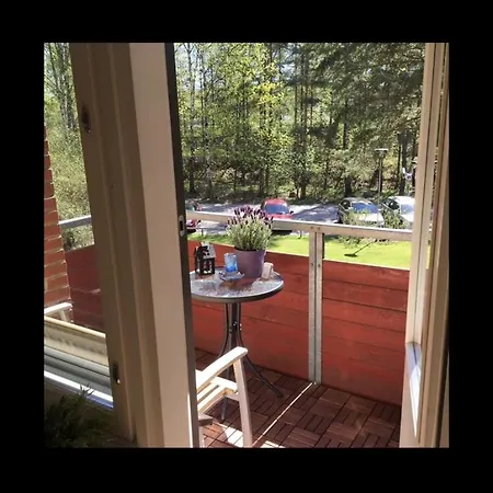 Private Room With Balcony In Shared Design Apartment 8 Minutes Away From Me Center Exactly In Front Of Metro Station Up Apartment Helsinki